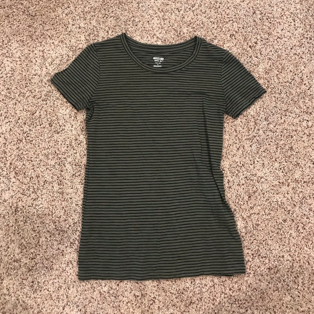Women’s small t shirt